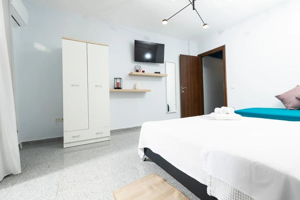 סלוניקי Delmare D12 Apartment 0*,  יוון